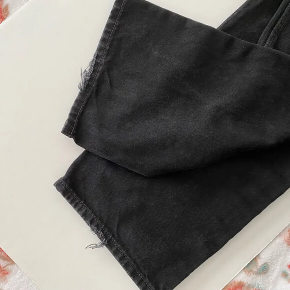 Levi's 505 Jeans Mens Size W40 L 34‎ Black Straight Relaxed Fit 32